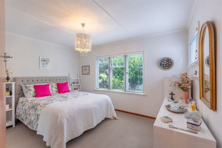 Photo of property in 18 Menin Road, Onekawa, Napier, 4110