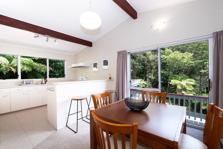Photo of property in 52 School Road, Paihia, 0200