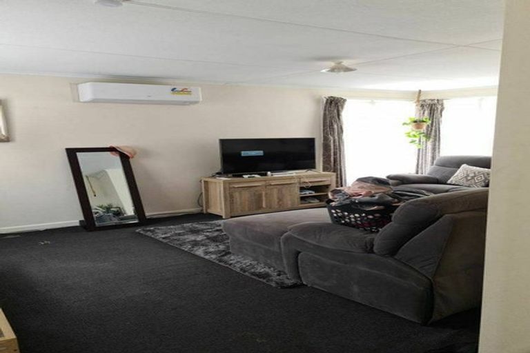 Photo of property in 10 Ross Road, Western Heights, Rotorua, 3015