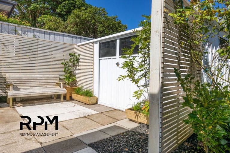 Photo of property in 84 Gover Street, New Plymouth, 4310