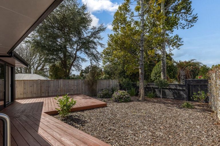 Photo of property in 108d Weraroa Road, Levin, 5510