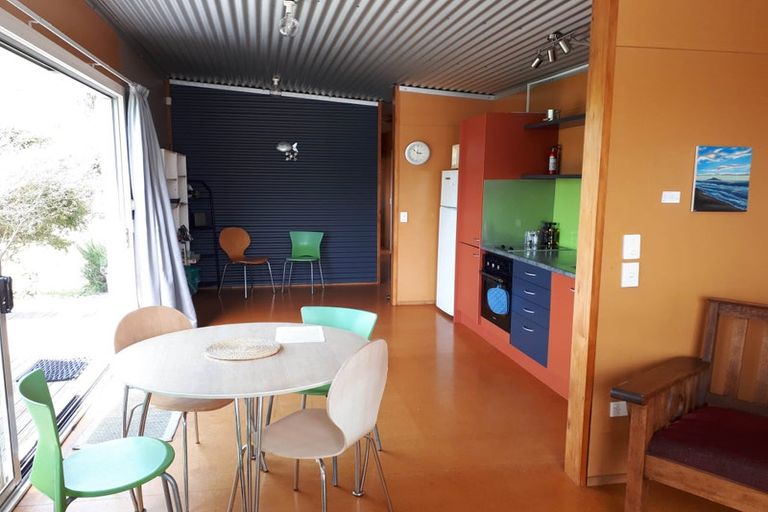 Photo of property in 22 Babbacombe Avenue, Otaki Beach, Otaki, 5512