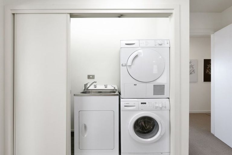 Photo of property in 61d Earls Road, Saint Clair, Dunedin, 9012