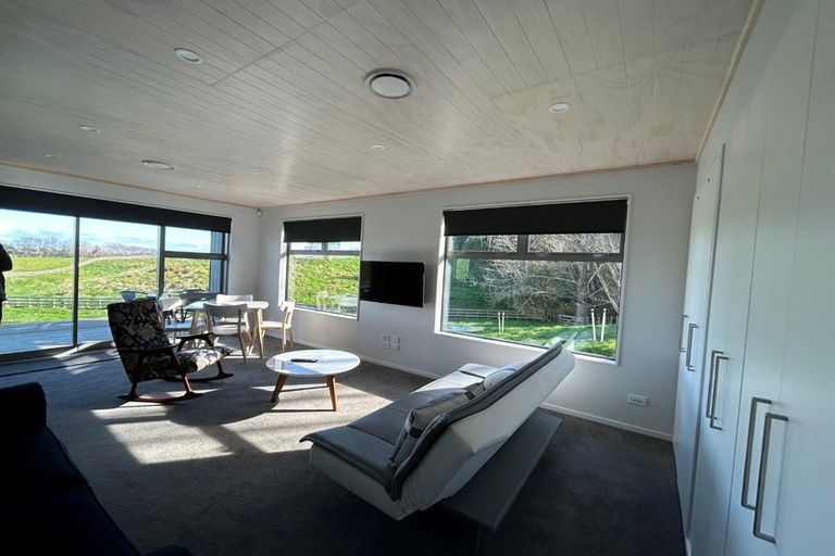 Photo of property in 113 Muhunoa Road West, Ohau, Levin, 5570