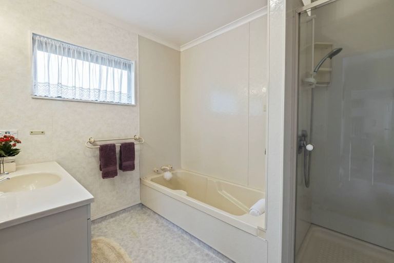 Photo of property in 30 Kiddle Drive, Hilltop, Taupo, 3330