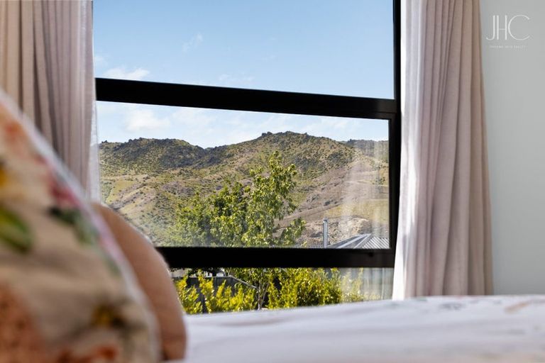 Photo of property in 6 Searle Drive, Cromwell, 9310