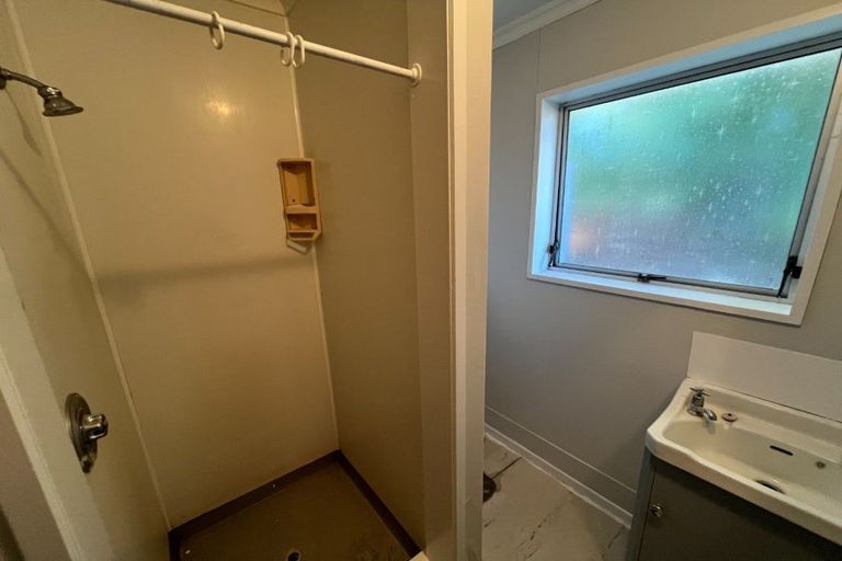 Photo of property in 2/206 Ruahine Street, Roslyn, Palmerston North, 4414