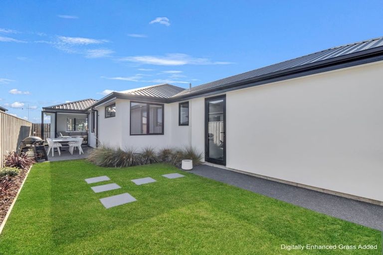 Photo of property in 63 Pegasus Main Street, Pegasus, 7612