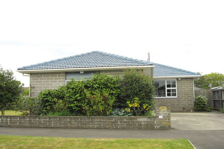Photo of property in 47 Niven Street, Avondale, Christchurch, 8061