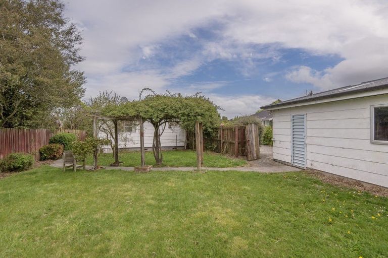 Photo of property in 8 Coleman Place, Darfield, 7510