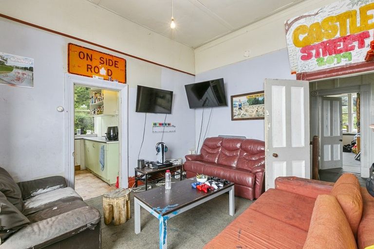 Photo of property in 74 Heriot Row, North Dunedin, Dunedin, 9016