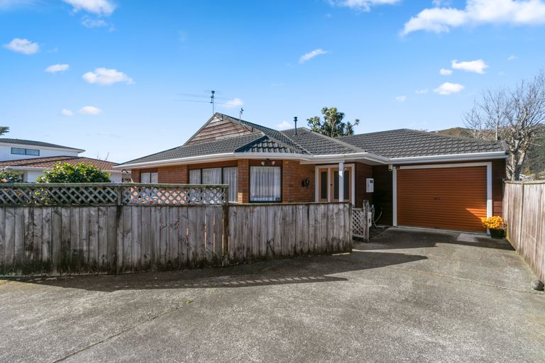 Photo of property in 24a Trafalgar Street, Waiwhetu, Lower Hutt, 5010