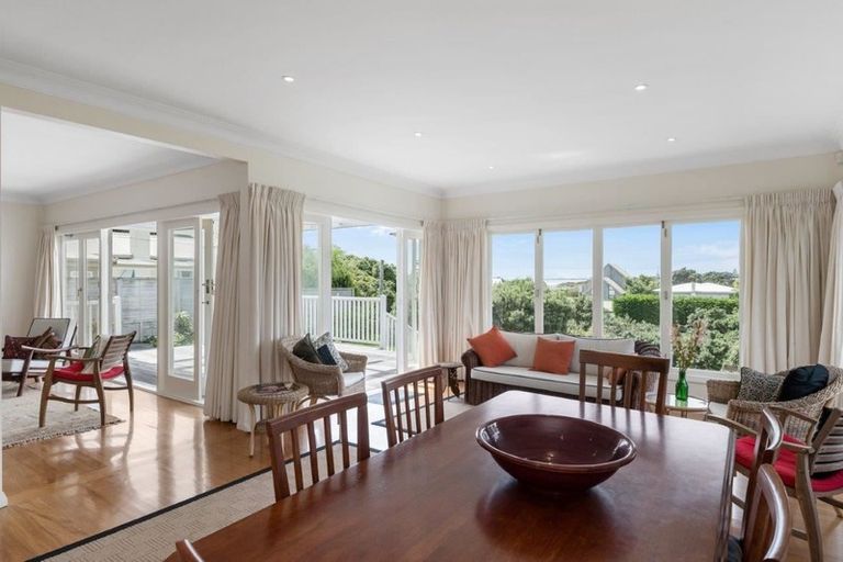 Photo of property in 12 Heperi Street, Waikanae Beach, Waikanae, 5036