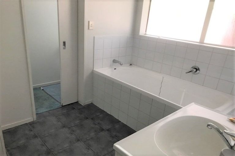 Photo of property in 6a Gillies Avenue, Claudelands, Hamilton, 3214