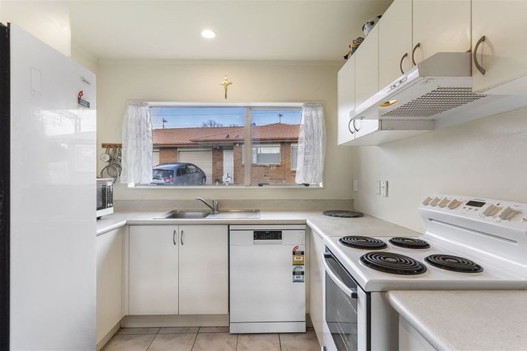 Photo of property in 31 Carlas Way, Ranui, Auckland, 0612