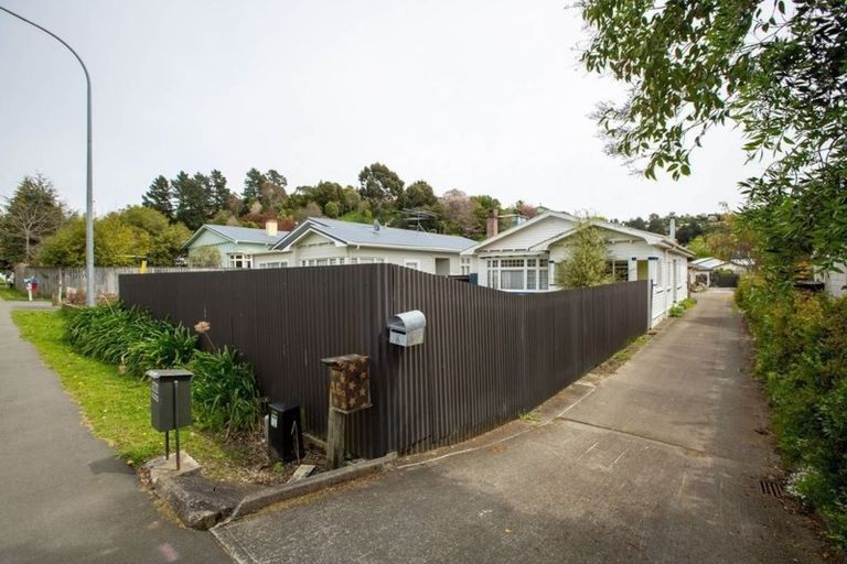 Photo of property in 16 Emano Street, Toi Toi, Nelson, 7010