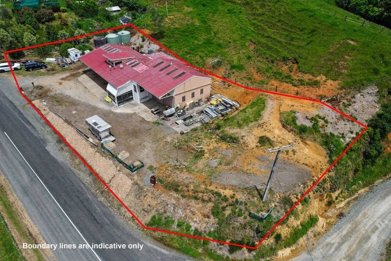 Photo of property in 1633 Harbour Road, Owhiro, Oparau, 3886