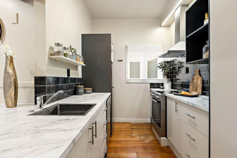 Photo of property in 16 Wilkinson Road, Ellerslie, Auckland, 1060