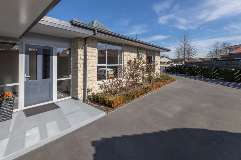 Photo of property in 11 Goya Place, Bishopdale, Christchurch, 8051