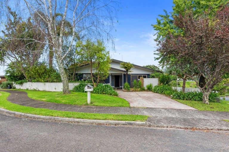 Photo of property in 2 Barnett Place, Te Puke, 3119