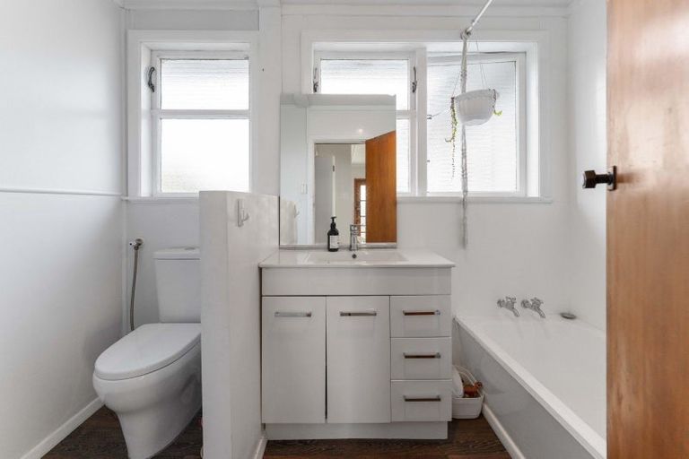 Photo of property in 1 Tawa Place, Wairakei, Taupo, 3332