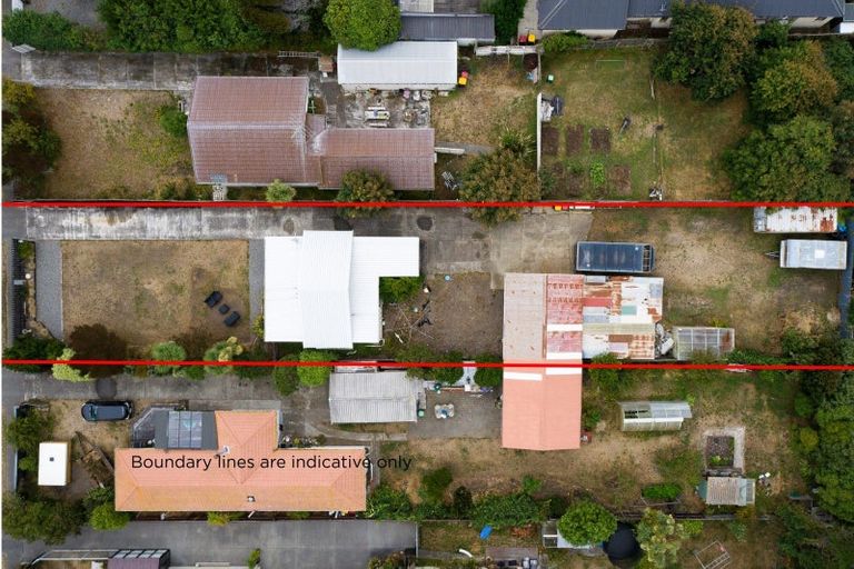 Photo of property in 261 Estuary Road, South New Brighton, Christchurch, 8062