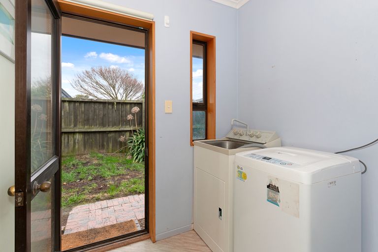 Photo of property in 2/57 Tennyson Street, Sydenham, Christchurch, 8023