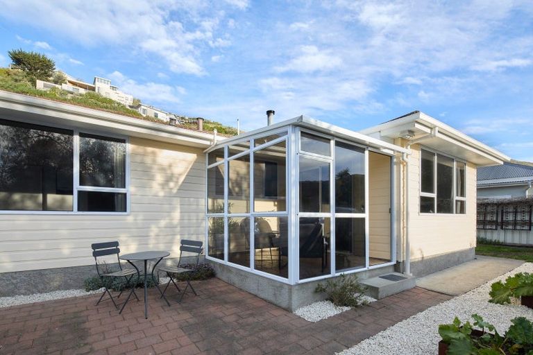 Photo of property in 2/79 Wiggins Street, Sumner, Christchurch, 8081
