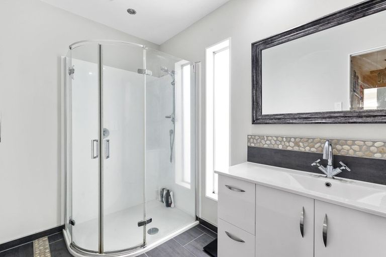 Photo of property in 59 Elizabeth Street, Waikanae, 5036