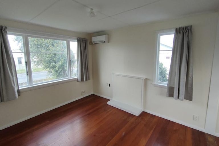 Photo of property in 7 Mosston Road, Castlecliff, Whanganui, 4501