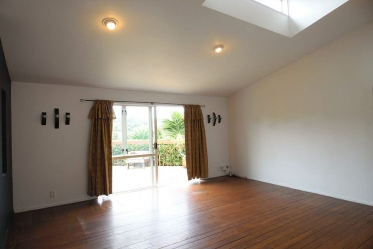Photo of property in 4 Carillon Place, Massey, Auckland, 0614