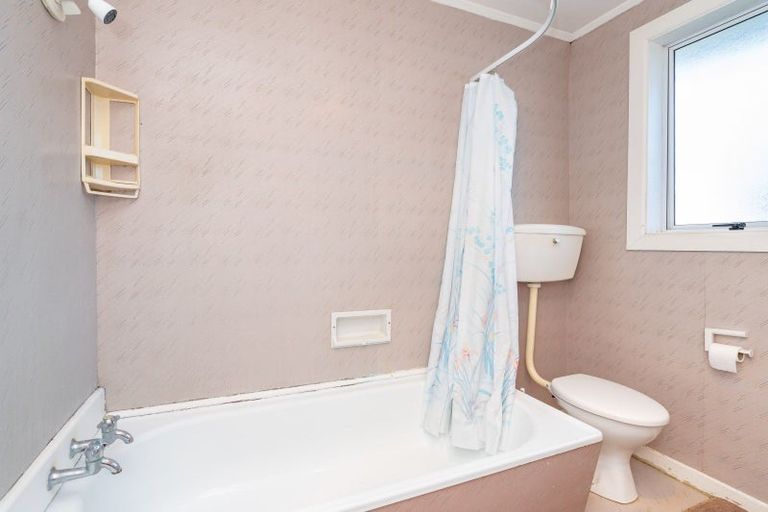 Photo of property in 60 Carlyle Road, Mosgiel, 9024