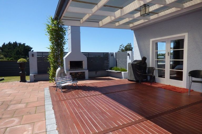 Photo of property in 37 Oban Street, Holmes Hill, Oamaru, 9401