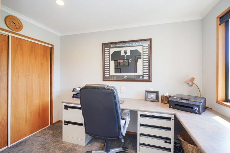 Photo of property in 24 Spence Avenue, Otatara, Invercargill, 9879