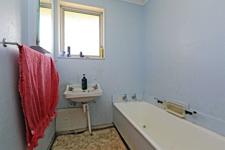 Photo of property in 23 Liverpool Crescent, Flaxmere, Hastings, 4120