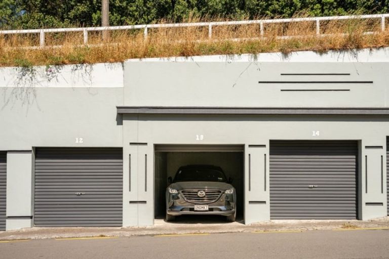 Photo of property in 27 Ascot Street, Thorndon, Wellington, 6011