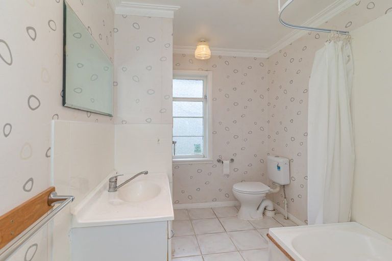 Photo of property in 11 Manchester Street, Levin, 5510