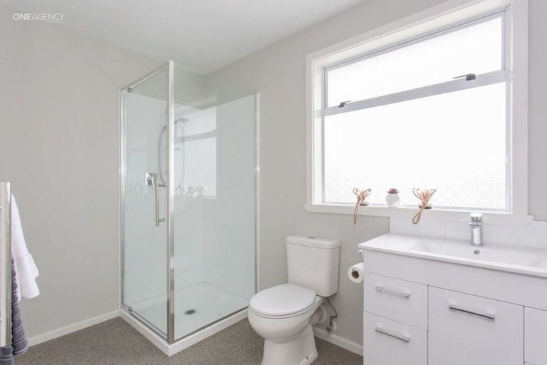 Photo of property in 70 Kellys Road, Mairehau, Christchurch, 8052