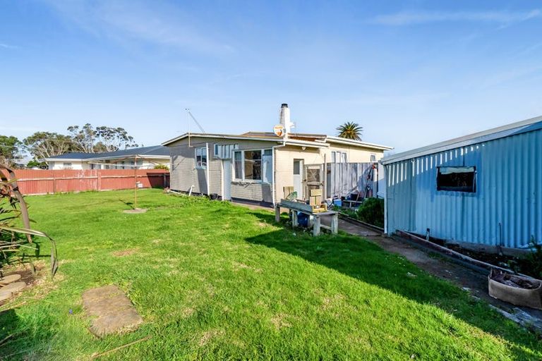 Photo of property in 139 Tasman Street, Opunake, 4616