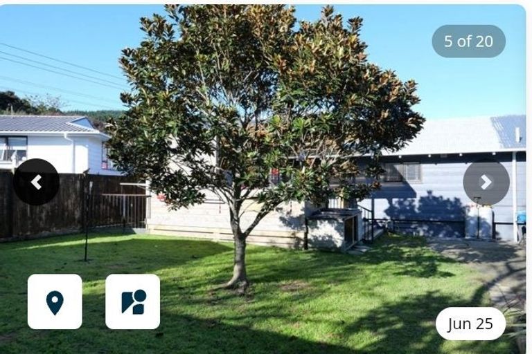 Photo of property in 4 Hookway Grove, Paraparaumu, 5032