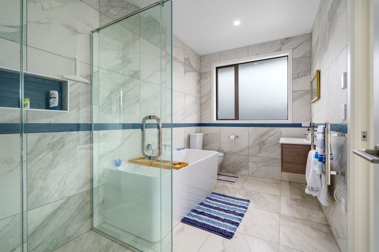 Photo of property in 23 Hyatt Close, Leamington, Cambridge, 3432