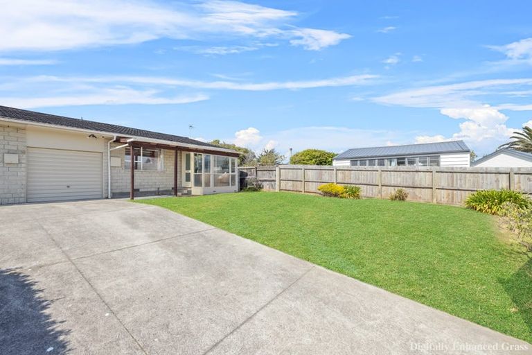 Photo of property in 1/17 Ida Street, New Brighton, Christchurch, 8061