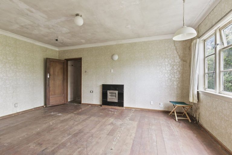 Photo of property in 43a Northland Road, Northland, Wellington, 6012