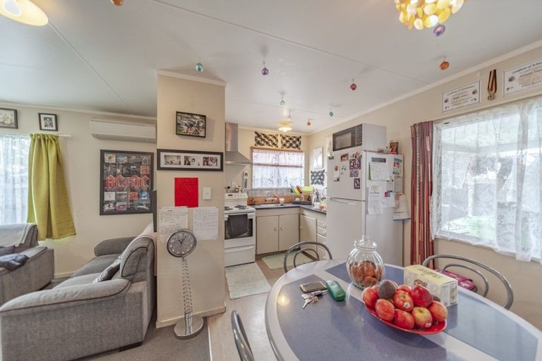 Photo of property in 239a Flaxmere Avenue, Flaxmere, Hastings, 4120