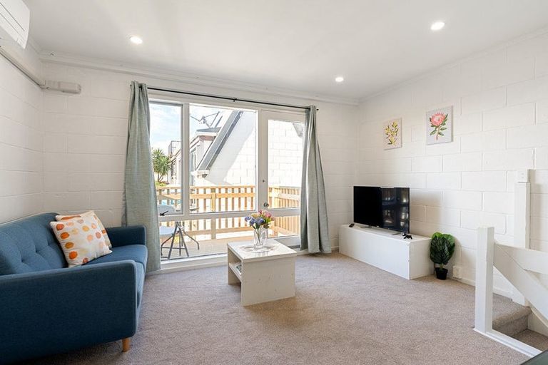 Photo of property in Sherwood Mews, 28n Bidwill Street, Mount Cook, Wellington, 6021