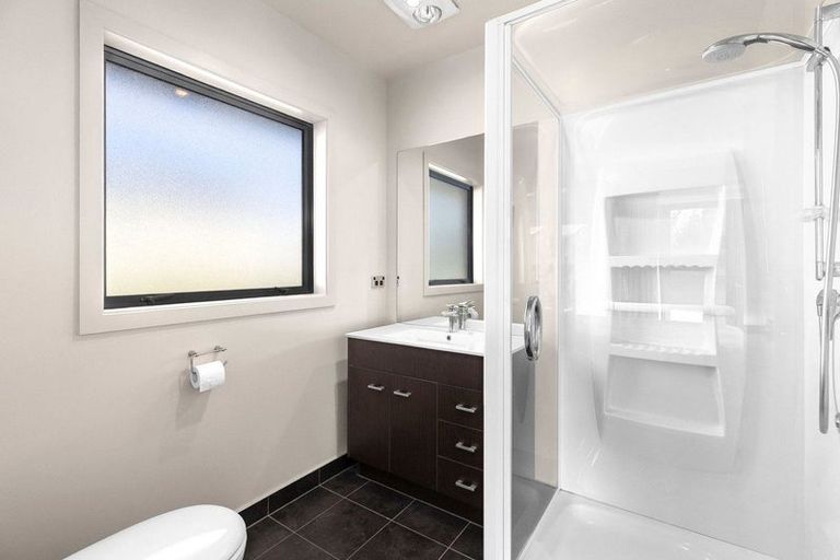 Photo of property in 1 Coromandel Street, Wanaka, 9305