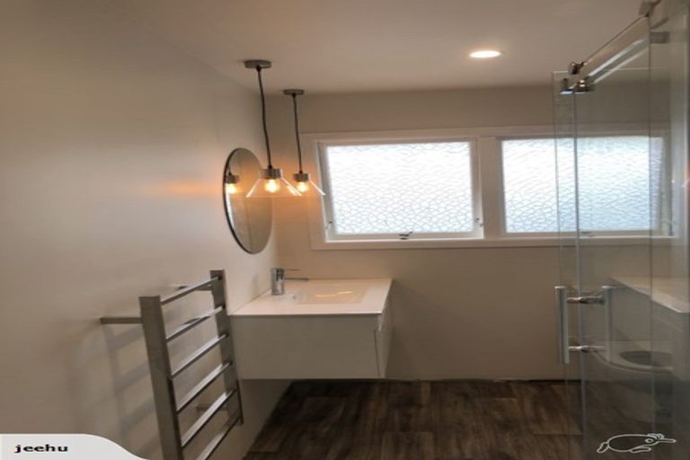 Photo of property in 3/11 Division Street, Riccarton, Christchurch, 8041