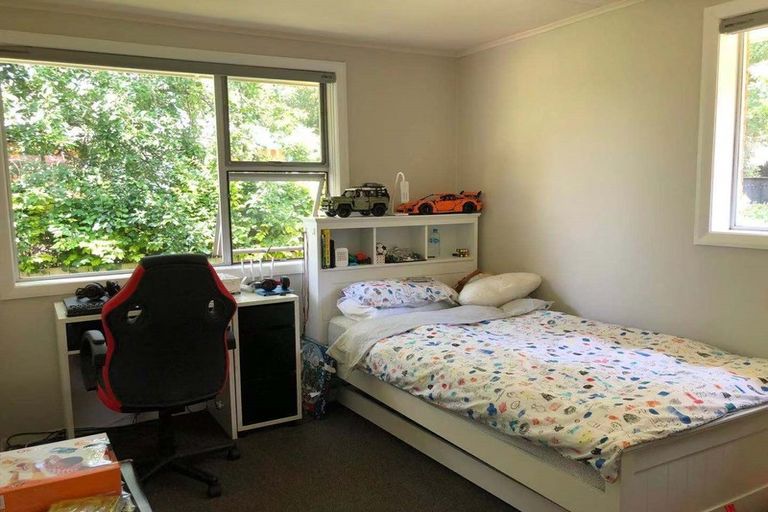 Photo of property in 4 Pickering Crescent, Chedworth, Hamilton, 3210