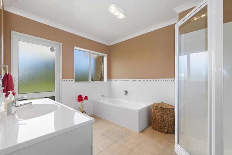 Photo of property in 350a Dalbeth Road, Hamurana, Rotorua, 3072