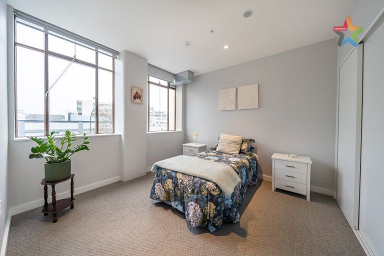 Photo of property in Unit 207,l2, 207/14 Laings Road, Hutt Central, Lower Hutt, 5010